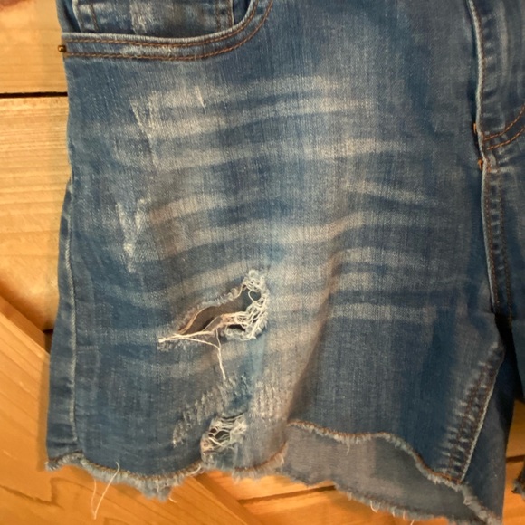 Rue21 Distressed Denim Shorts - Picture 5 of 11